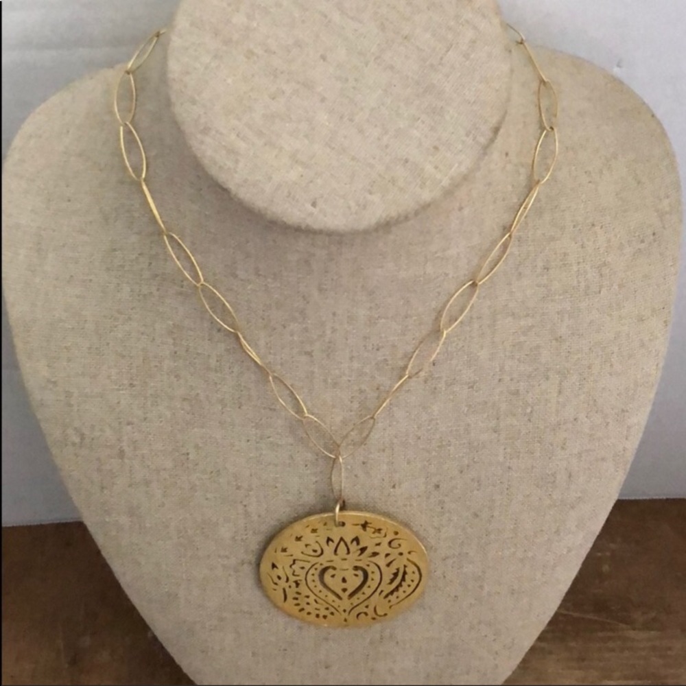 Chico’s Matte Gold Pendant Necklace